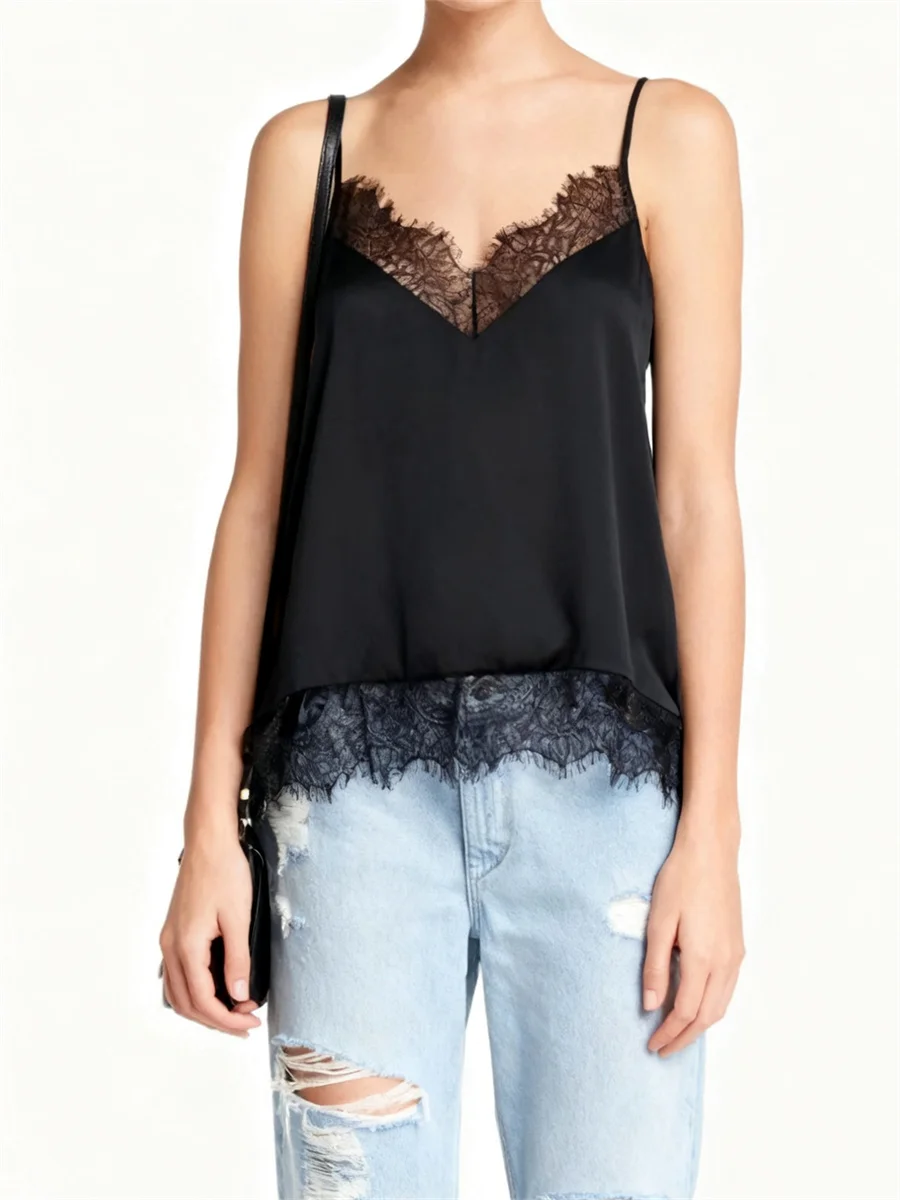 haut en dentelle noire